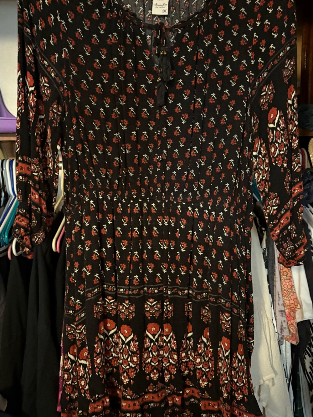 American Rag women’s size 1x black and red floral boho dress